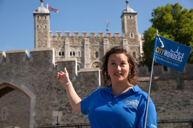 Tower of London Tour With a Beefeater Private Meet & Greet - Visitor Experience