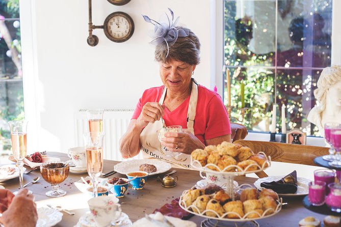 Traditional Afternoon Tea Experience and Baking Class in Stratford-upon-Avon - Meeting and Pickup Information