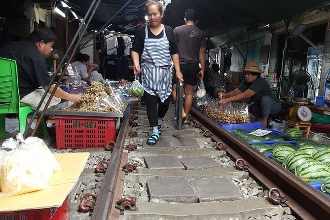 Train Market, Floating Market and River Kwai - Day Trip - Accessibility and Considerations