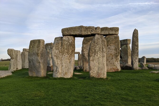 Transfer From Southampton to London With Stop at Stonehenge Tickets Included - Reviews and Ratings Overview