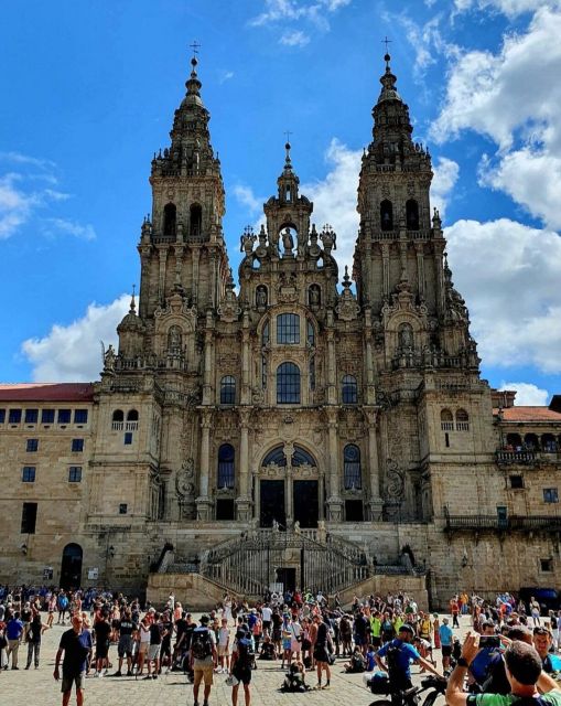 Travel Porto to Santiago Compostela With Stops Along the Way - Ponte De Lima: Charming Riverside Town
