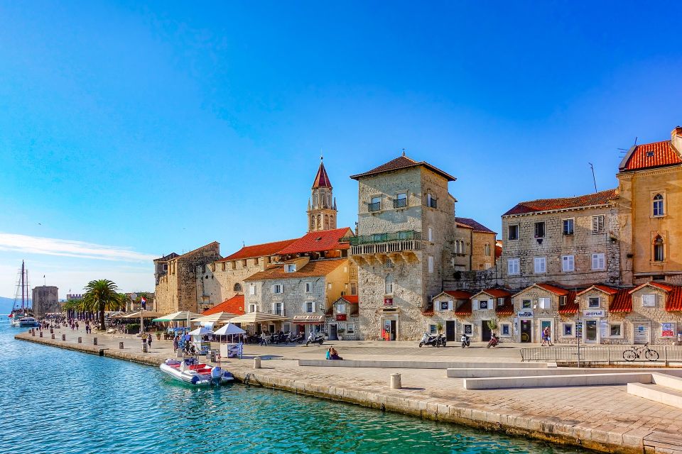 Trogir: Old Town Guided Walking Tour - Architecture and Atmosphere