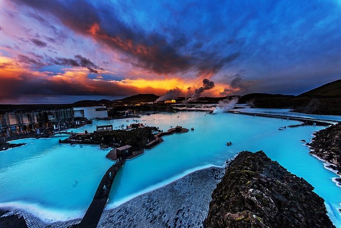 Unique Bathing in an Icelandic Hot Springs at the Blue Lagoon - Traveler Photos and Reviews