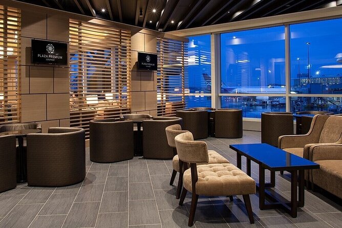 Vancouver International Airport Plaza Premium Lounge - Location and Accessibility Benefits