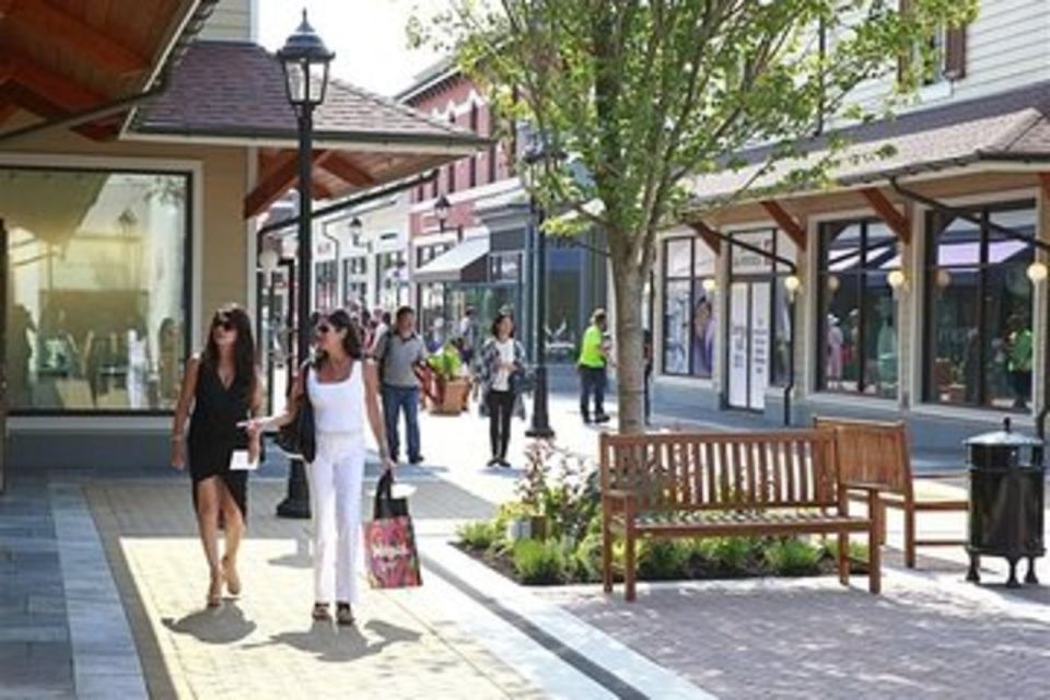 Vancouver Lay Over Shopping - Mc Arthur Glen Designer Mall - Important Activity and Booking Details