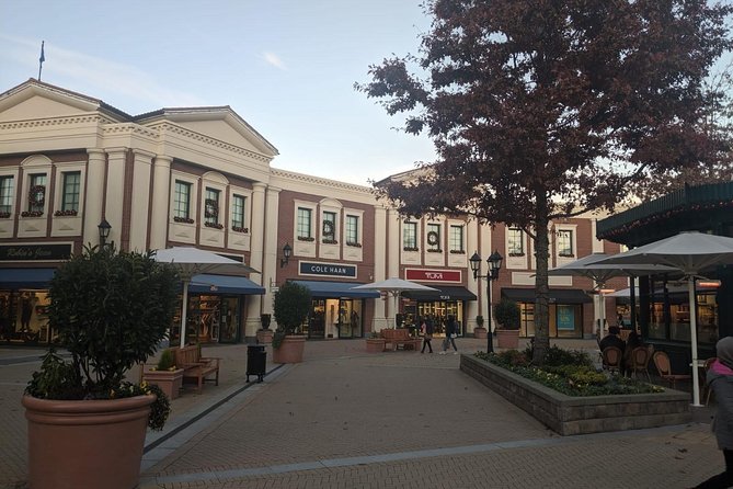 Vancouver Lay Over Shopping (Mc Arthurglen Designer Outlet Mall ) Tour Private - Pricing Details