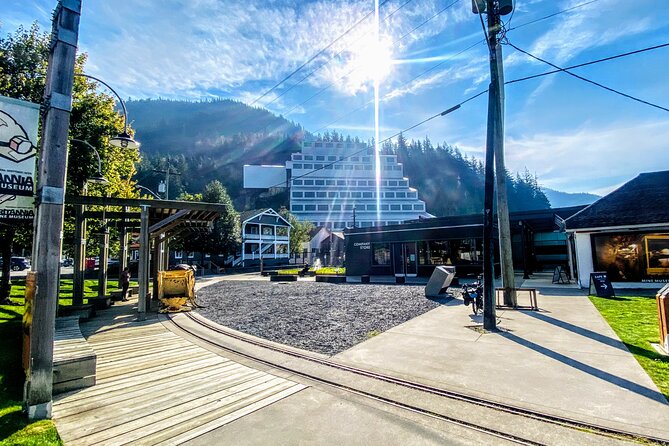 Vancouver Sea to Sky Gondola Tour in Squamish & Cypress Winter Fun Private - Safety and Guidelines