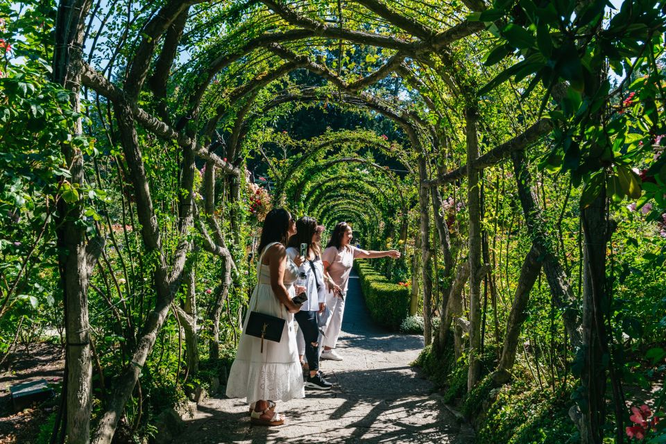 Vancouver to Victoria and Butchart Gardens - Experience in Butchart Gardens