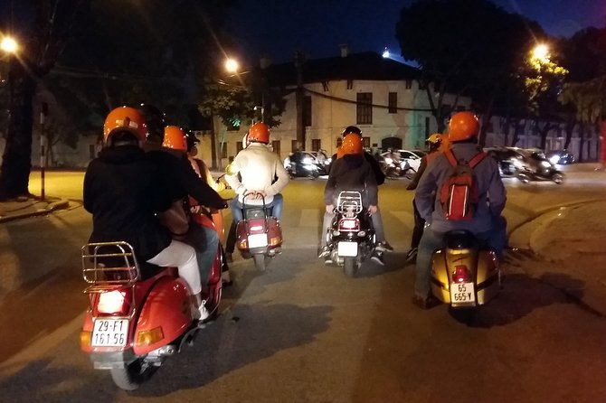 Vespa Tour Hanoi After Dark 04 Hrs - Vespa Tour Highlights