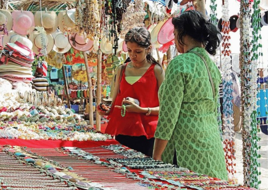 Vibrant Markets of Mumbai (2 Hours Guided Walking Tour) - Highlights of Market Exploration