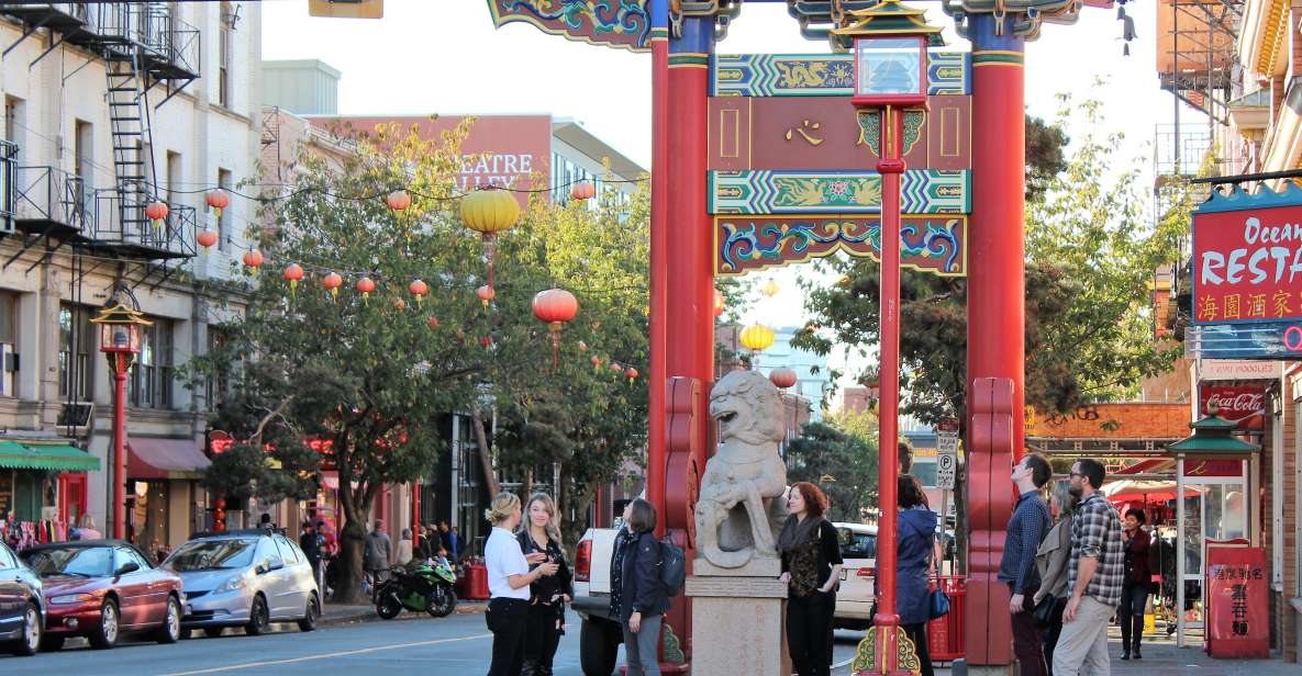 Victoria: Chinatown and Old Town Food Tour With Tastings - Inclusive Tour Features