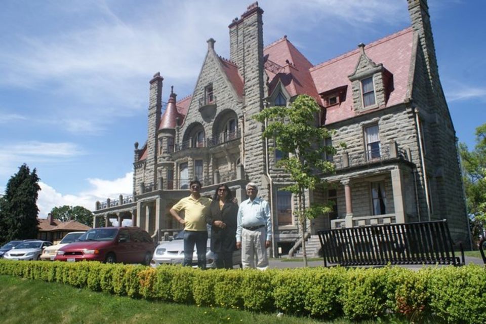 Visit Craigdarroch Castle and Butchart Garden Private - Full Tour Description