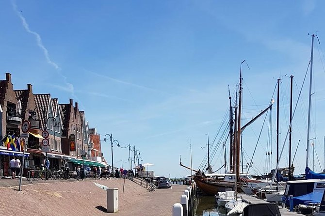 Volendam & Zaanse Schans Tour: Dutcher Than Dutch - Meeting and Pickup Information