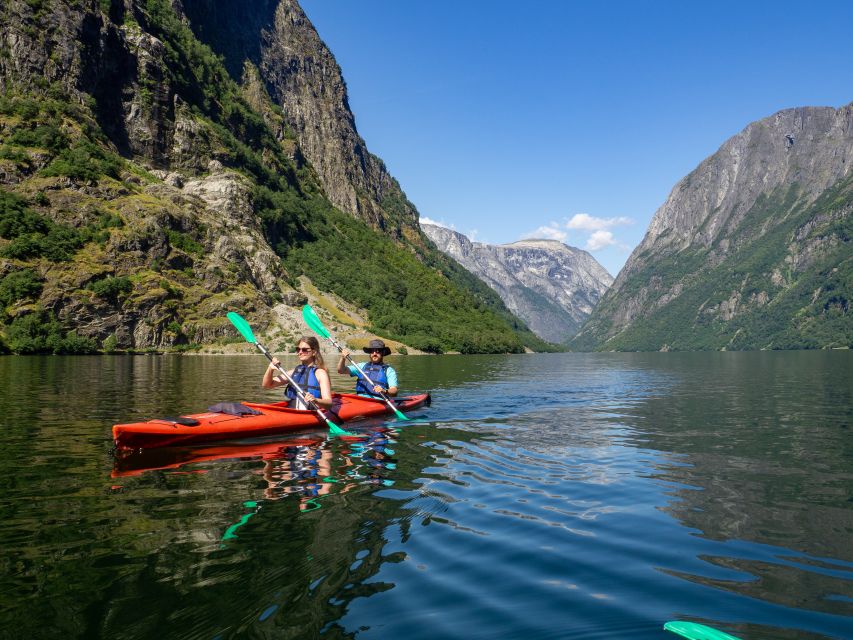 Vossevangen: Nærøyfjord Full-Day Guided Kayaking Trip - Meeting Point Details