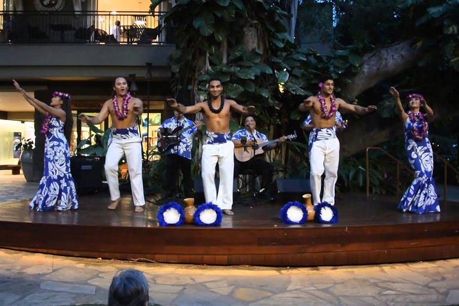 Waikiki Friday Walking Tour. Fireworks! Treats! Some Hula Show! - Cultural Experiences