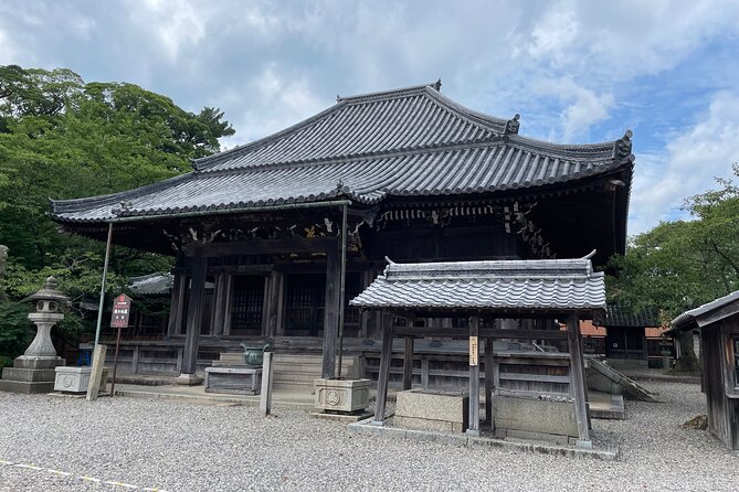 Walk on the Old Tokaido Road and Experience Aizome/Indigo Dyeing - Taking in the Art of Indigo Dyeing