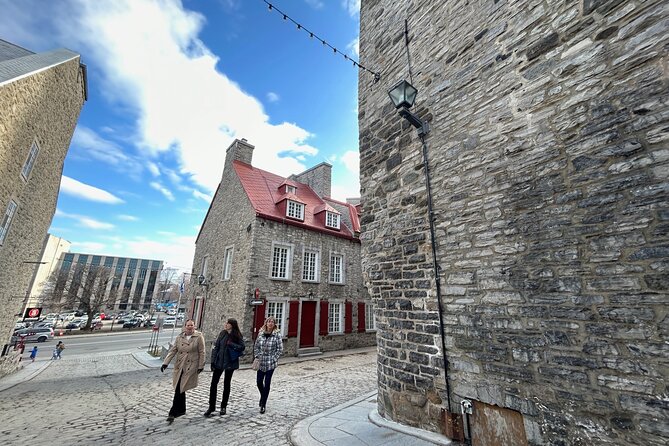 Walking Tour Anecdotes, Crimes & Surprising Revelations in Quebec - Hidden Secrets Revealed