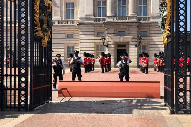 Westminster Walking Tour & Visit The Tower of London - Tour Features