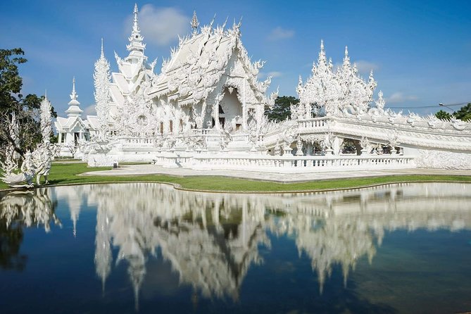 White Temple, Black House Museum and Hot Spring Tour From Chiang Mai - Common questions