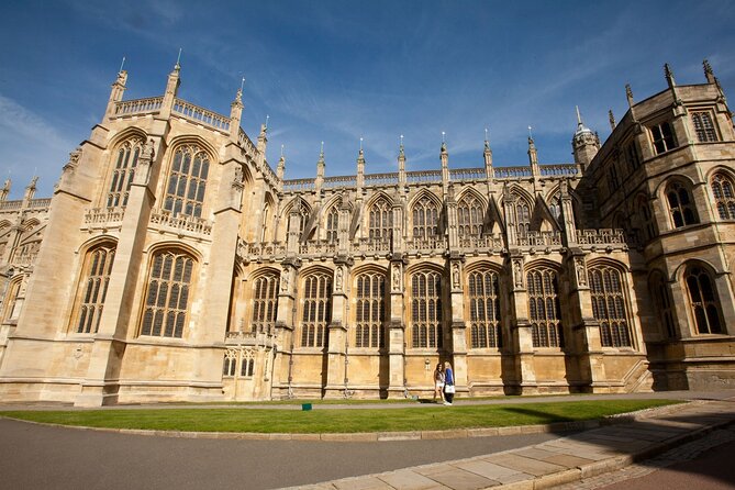 Windsor Castle, Stonehenge, and Oxford Day Trip From London - Tour Guides and Drivers