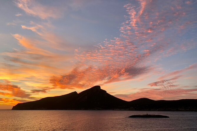 With the Kayak From Sant Elm Into the Sunset - Picnic Included - Common questions