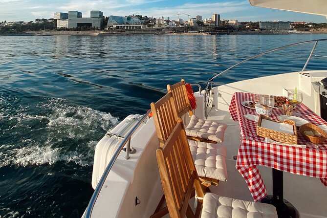 Wonderful Experience Along the Tagus River - Capturing Unforgettable Moments Along the River