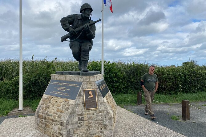 WW II Private Guided Tour American Landing Beaches in Normandy - Traveler Photos Information