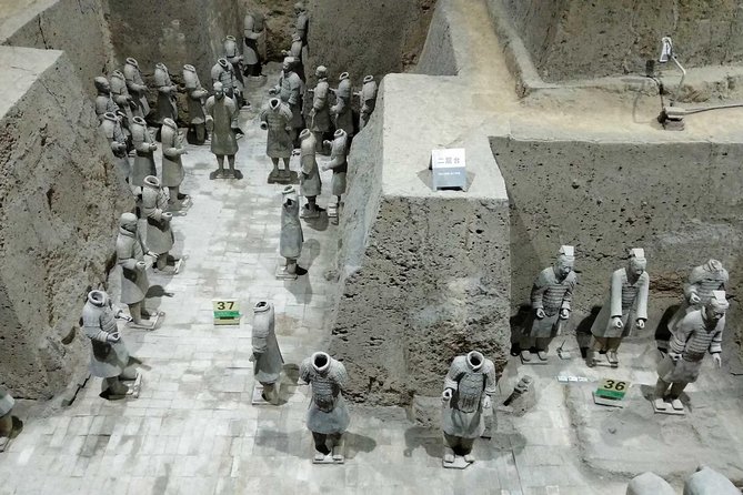 Xian Terracotta Army Discovery With Evening Show of Everlasting Regret Song - Common questions