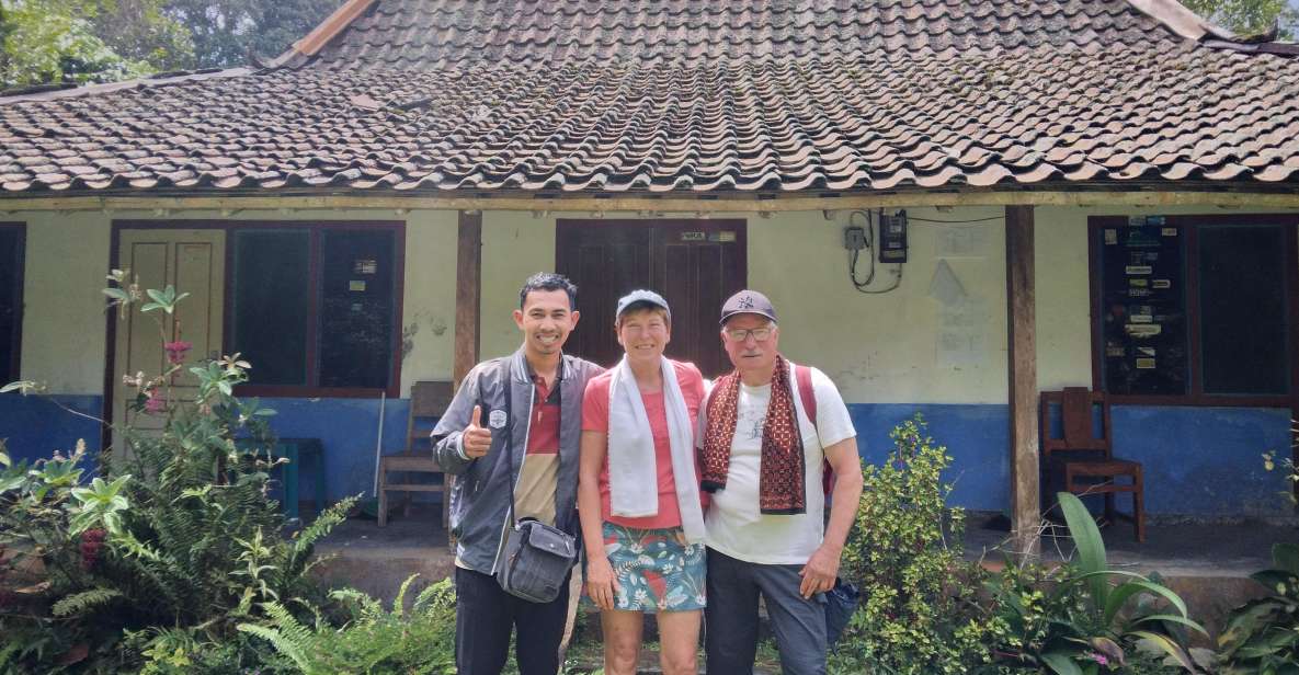 Yogyakarta Countryside Walking Tour and Prambanan Temple - Booking Information