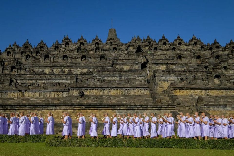 Yogyakarta: Full Access Borobudur Guided Tour - Customer Reviews