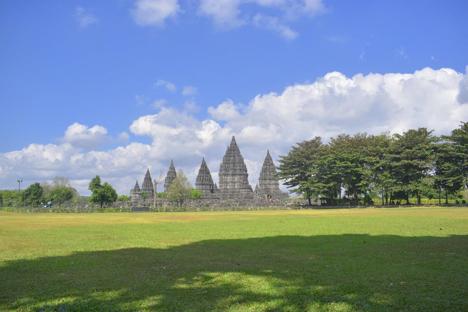 Yogyakarta: Private Tour With Pick Up - Common questions