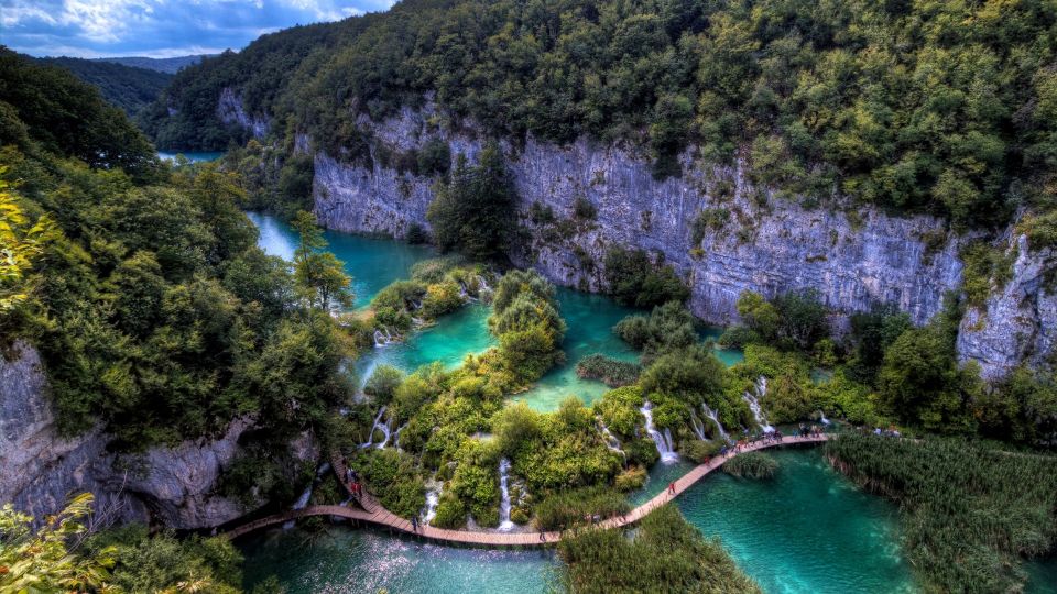 Zadar: Plitvice Lakes Guided Day Tour With Tickets - Customer Reviews