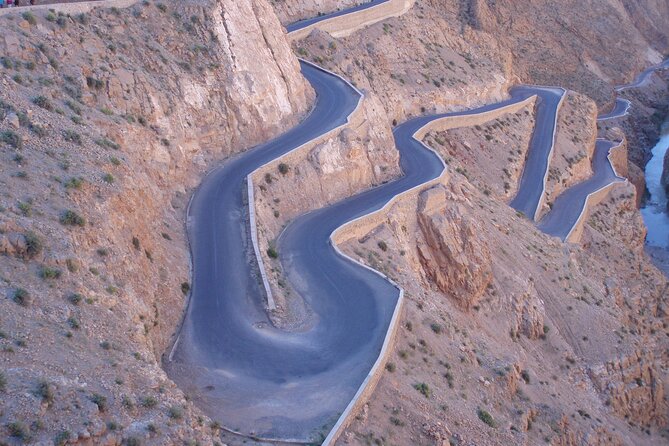 Zagora & Kasbahs 2 Day Desert Tour From Marrakech - Shopping and Dining Recommendations