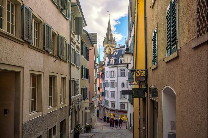 Zurich: 2 Hours Guided City Sightseeing Tour With Lake Cruise - Meeting Point Details