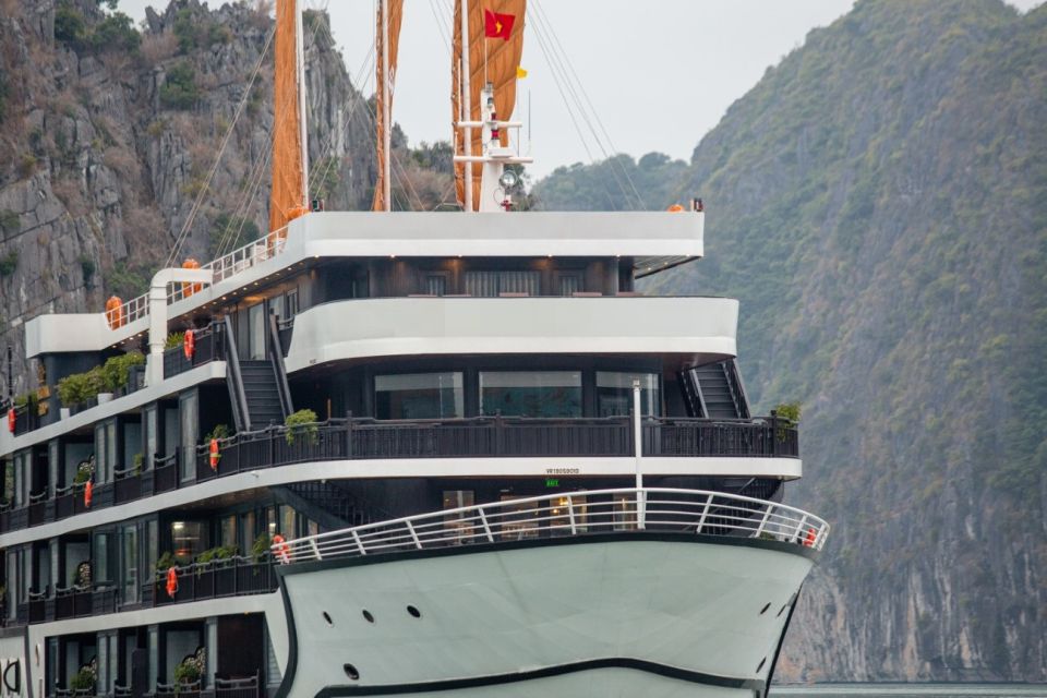 2-Day 1 Night Lan Ha Bay 5-Star Cruise - Inclusions and Amenities