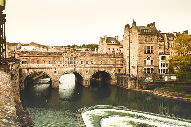 2-Day Windsor, Stonehenge, Bath & Oxford Tour Including Admission - Reviews and Ratings