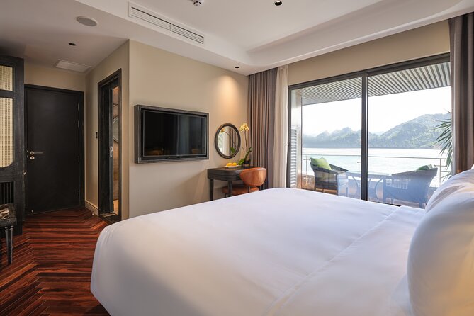 2 Days 1 Night Discovery Halong Lan Ha Bay Group for 2 Adults - Common questions