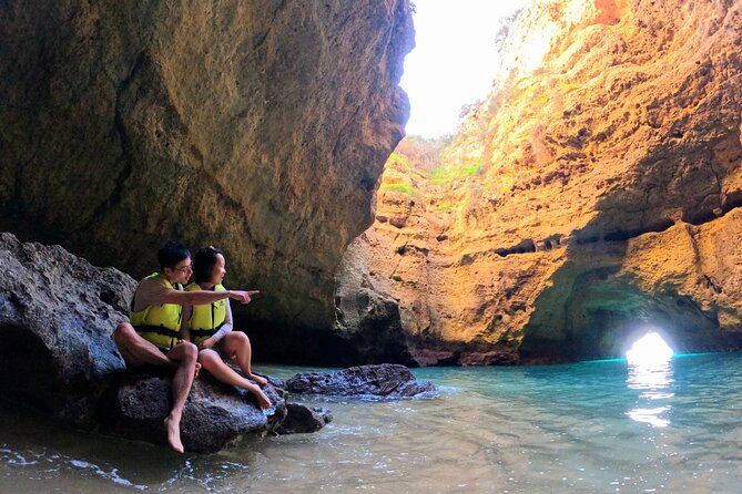 2-Hour Kayak Through the Sea Caves of Benagil - Wildlife Spotting