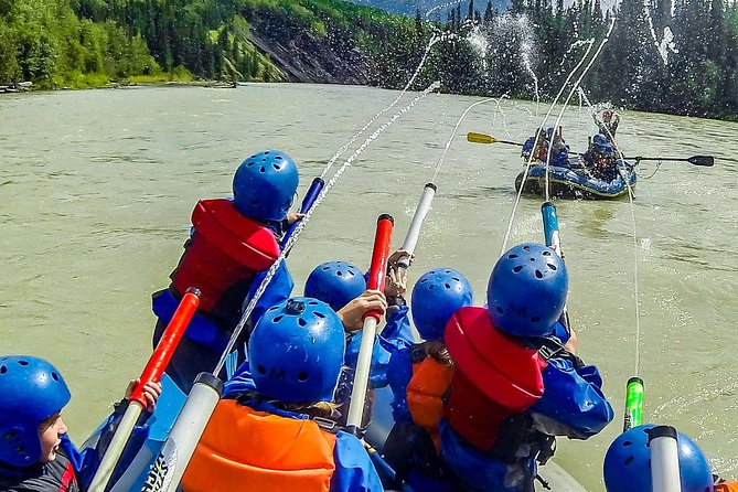 4-hour Guided White Water Rafting Trip  - Revelstoke - Common questions