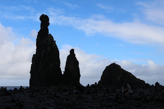 4x4 Tour Porto Moniz & Cabo Girão 7 Hours - Common questions