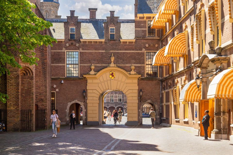 A Walk Through Time: Hague's Hidden Treasures - Experiencing Timeless Memories