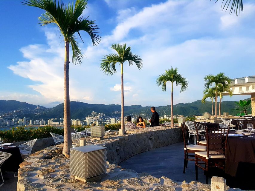 *Acapulco: Private Luxury Dinner, Drinks & High Cliff Divers - Location and Information
