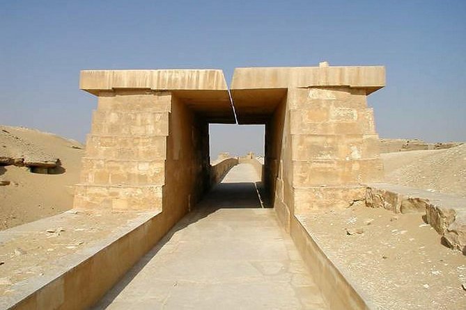 All Saqqara Treasures (Pyramids and Tombs) and the Underground Serapeum - Common questions