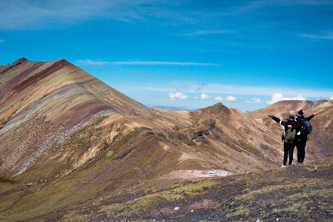 Alternative Rainbow Mountain Palccoyo Hike (6 Small Group) - Group Size