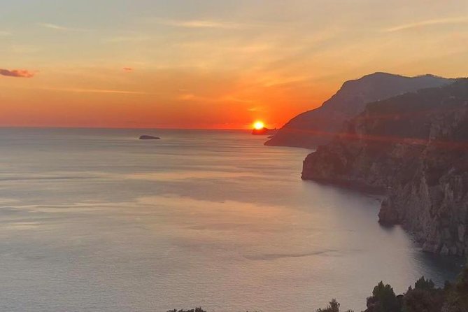 Amalfi, Positano & Ravello Small Group Tour From Sorrento With Lunch - Common questions