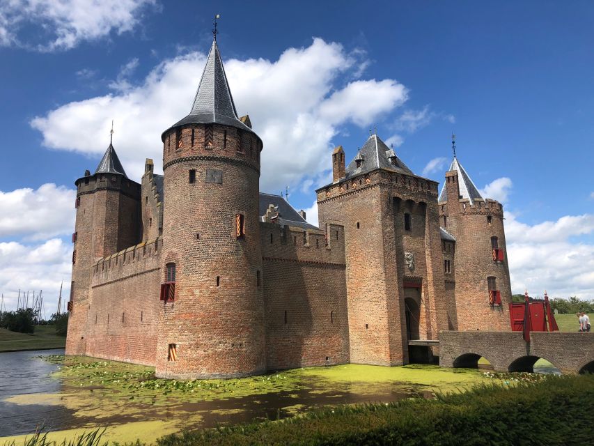 Amsterdam Castle & Utrecht City Tour - Location Information