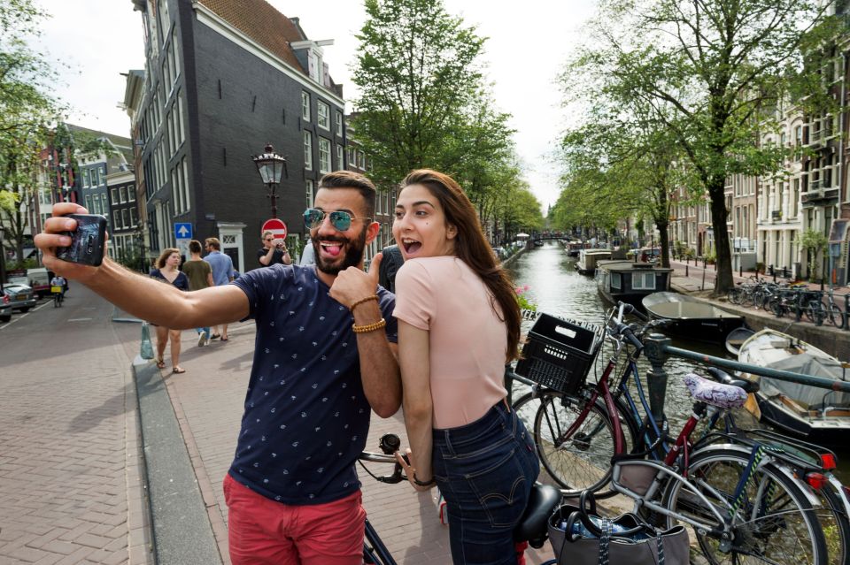 Amsterdam: E-Bike Sightseeing Tour in English - Common questions