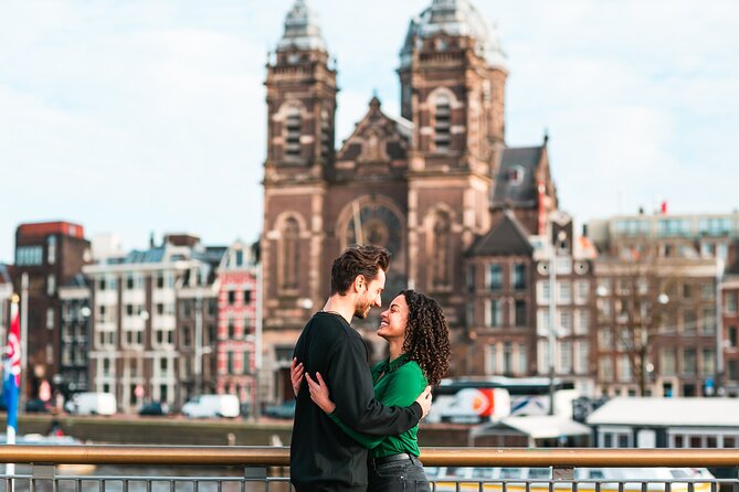 Amsterdam : Professional Photoshoot at Central Station - Attire Recommendations