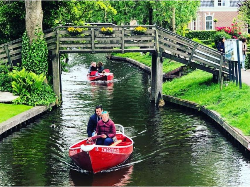 Amsterdam: Zaanse Schans & Giethoorn Guided Combo Tour - Giethoorn: Venice of the Netherlands