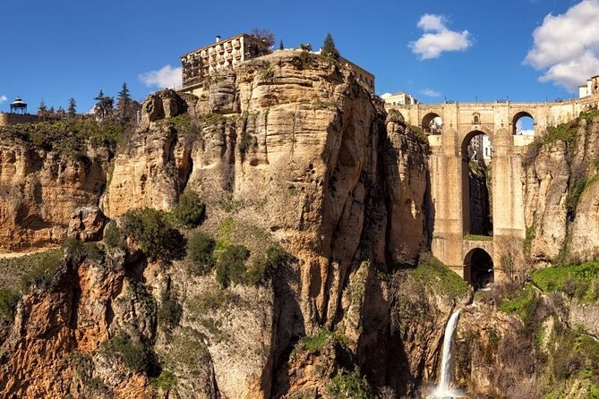 Andalucias City Of Dreams: A Self-Guided Audio Tour of Ronda